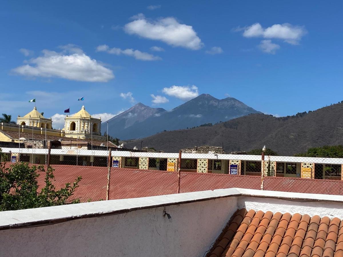 Parador De Antigua Екстериор снимка